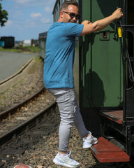 Herren T-Shirt "Stone Blue-Schwarz Glanz"