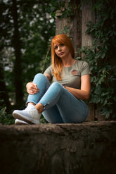 Damen Shirt mit „LederPatch“ in 2 Farben