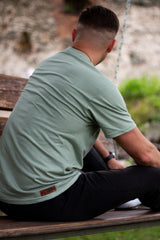 Herren Shirt "Olive + LederPatch“