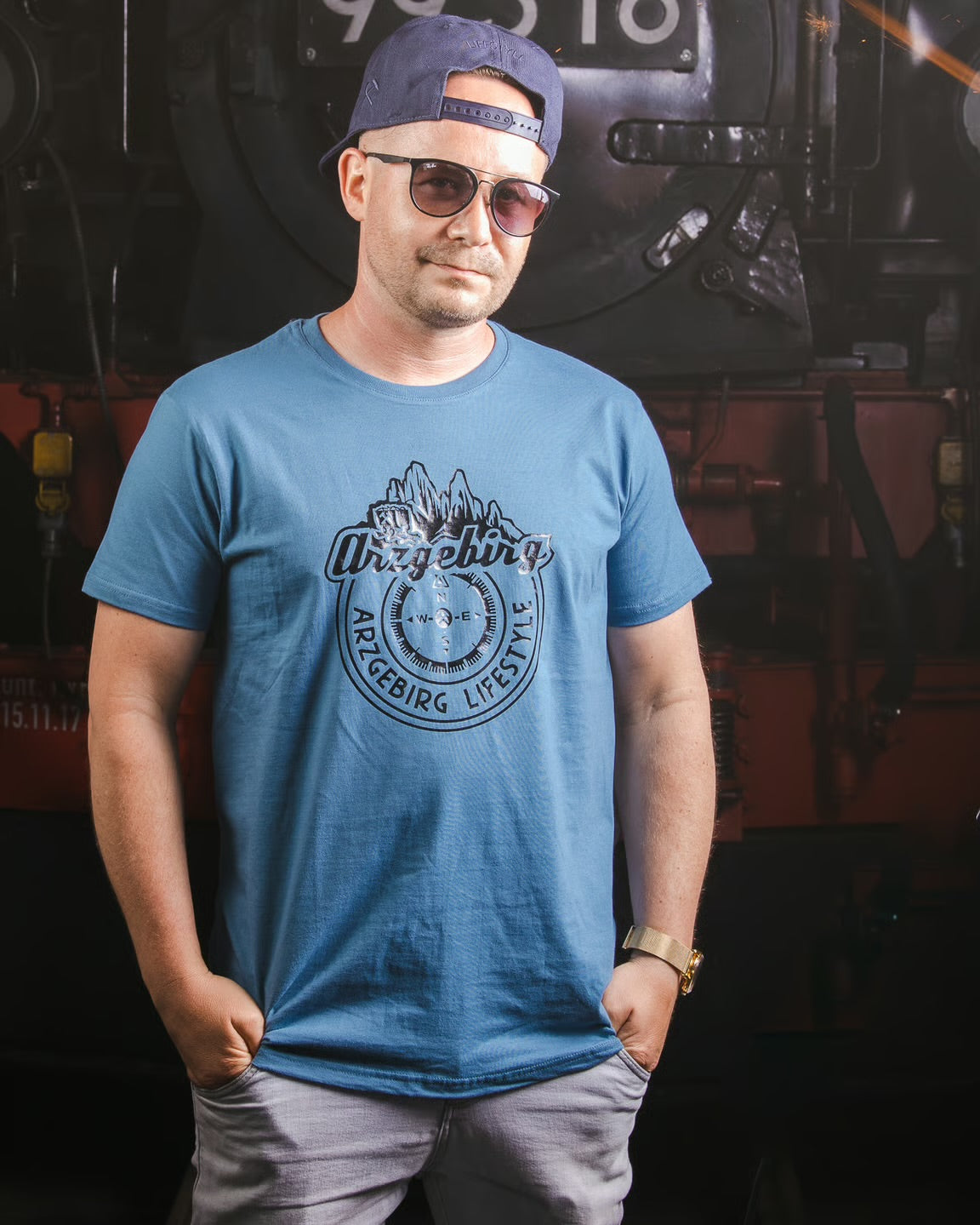 Herren T-Shirt "Stone Blue-Schwarz Glanz"