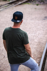 Herren T-Shirt "Olive-Schwarz Glanz"